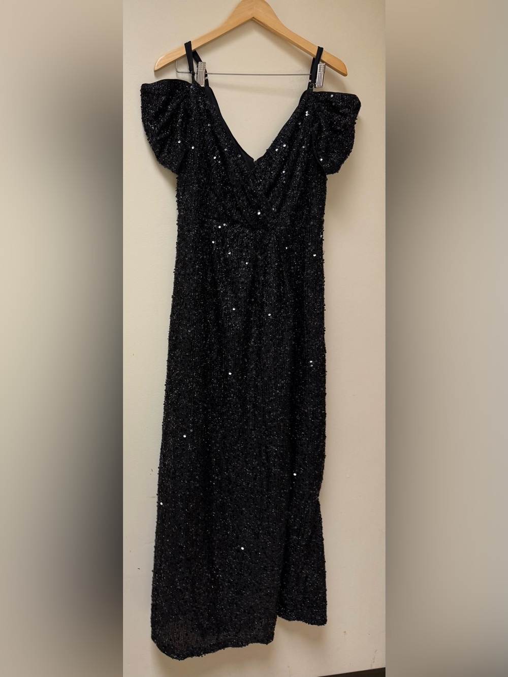 🔳FAERIESTY 🔳Elegant Black Sequin Off-Shoulder Evening Dress◾️